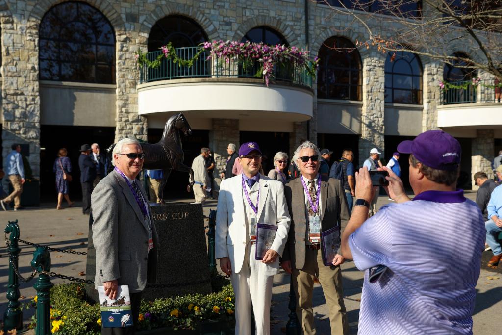 Explore Future Stars Friday at the 2022 Breeders’ Cup World Championships. (Eclipse Sportswire)